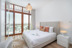 Palm View tranquil paradise by Suiteable